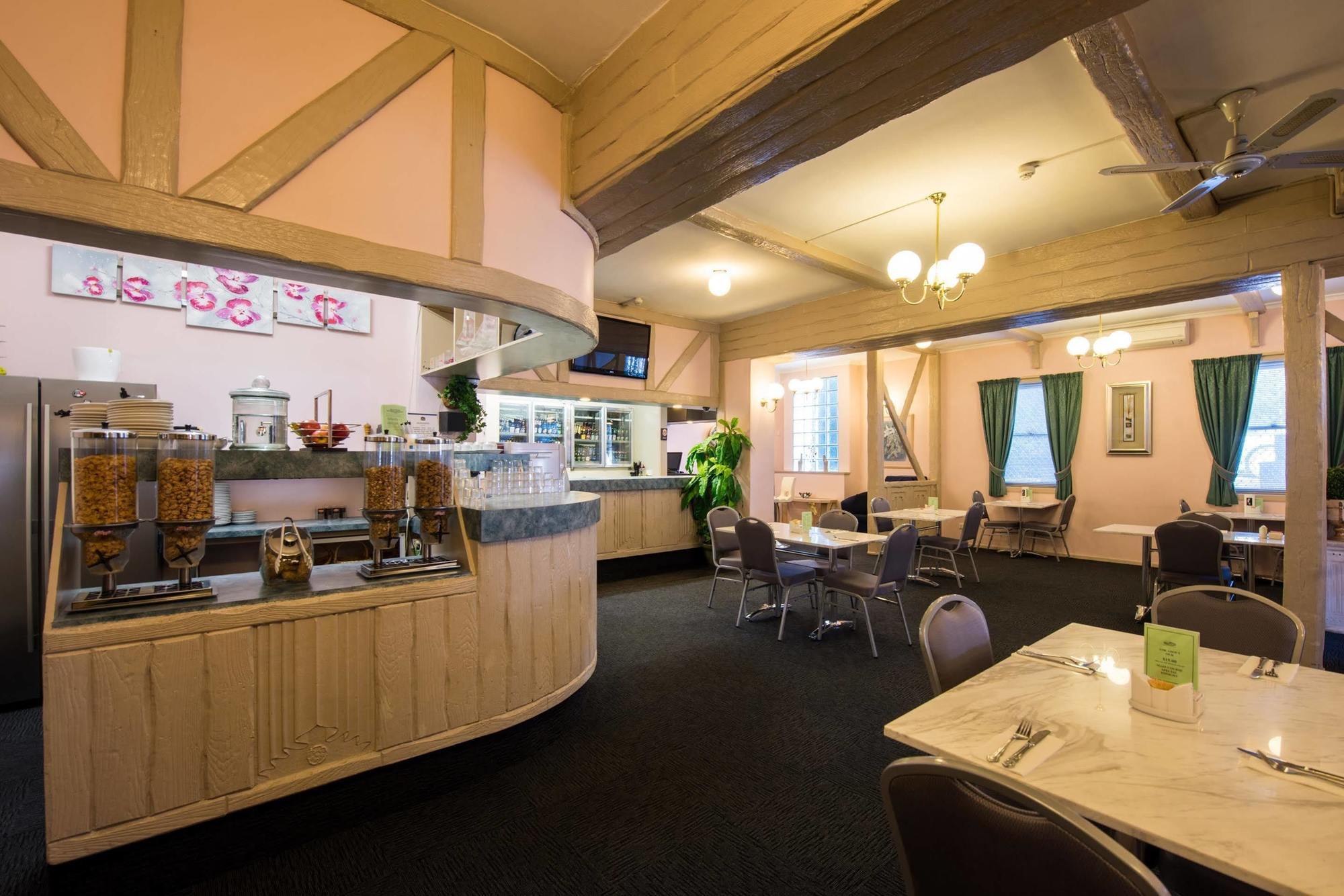 Best Western Balmoral Motor Inn Glenorchy Exterior photo
