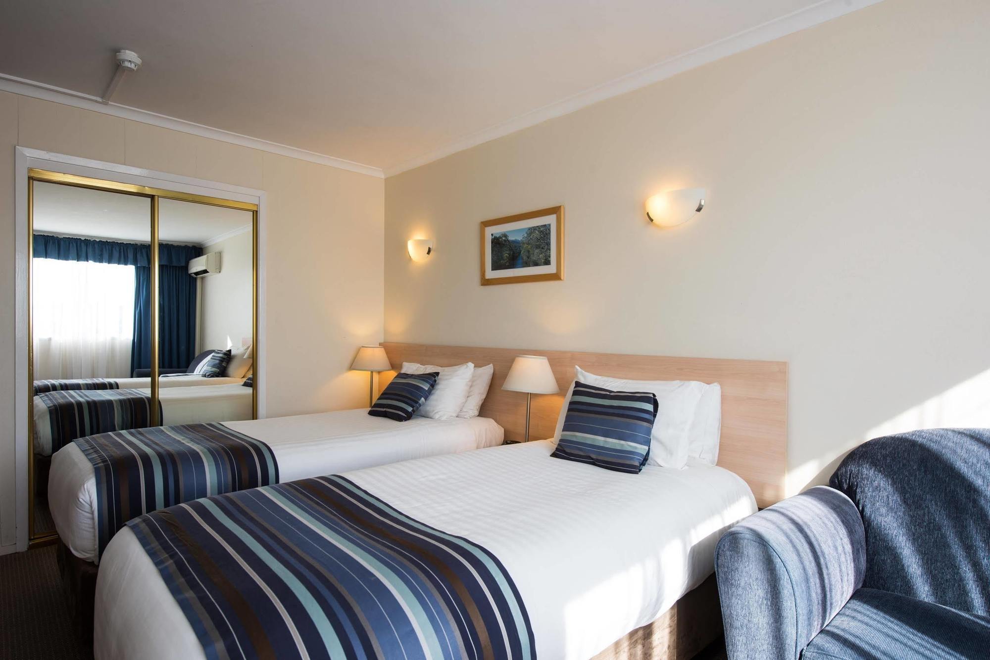 Best Western Balmoral Motor Inn Glenorchy Exterior photo
